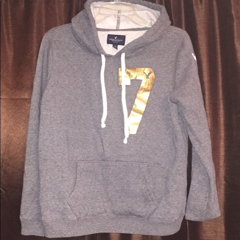 American eagle lucky 7 sweatshirt